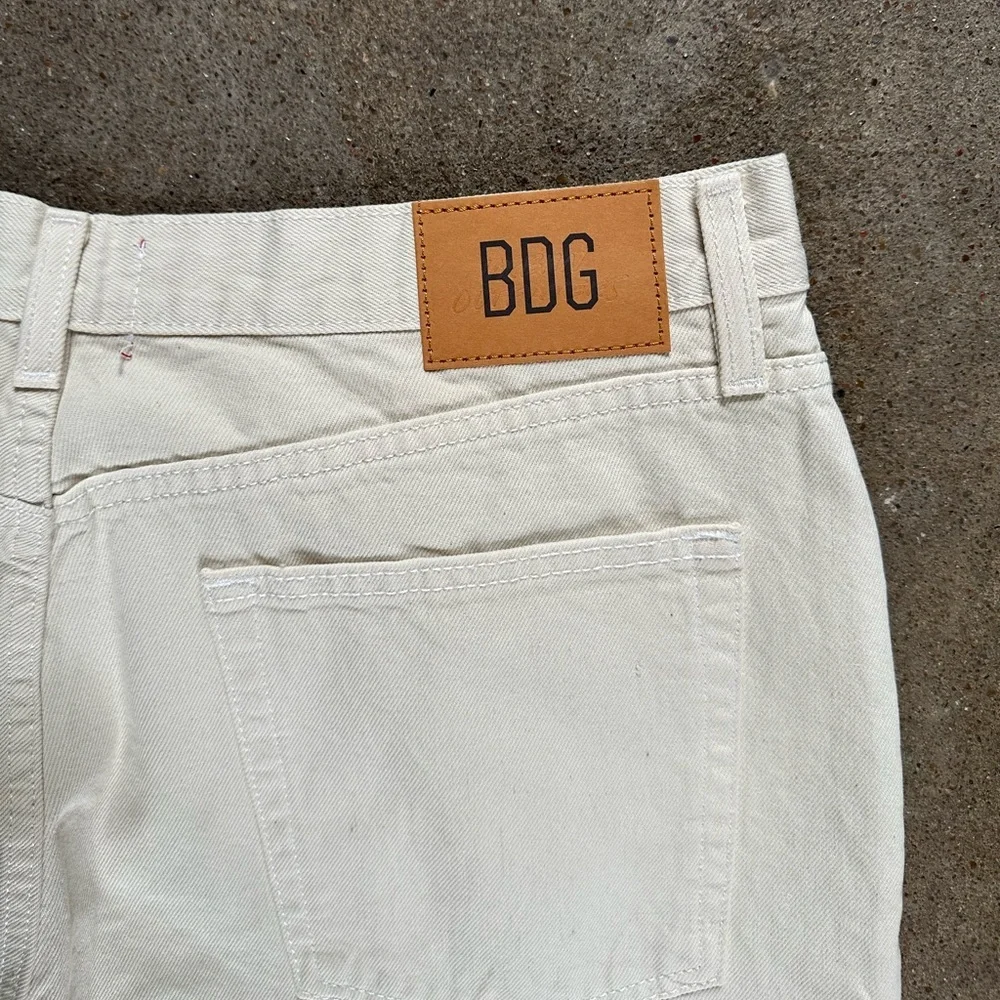 NWT BDG Baggy Jean High Rise in Ivory Size 34|18 Loose Denim Cotton Casual - Picture 6 of 8